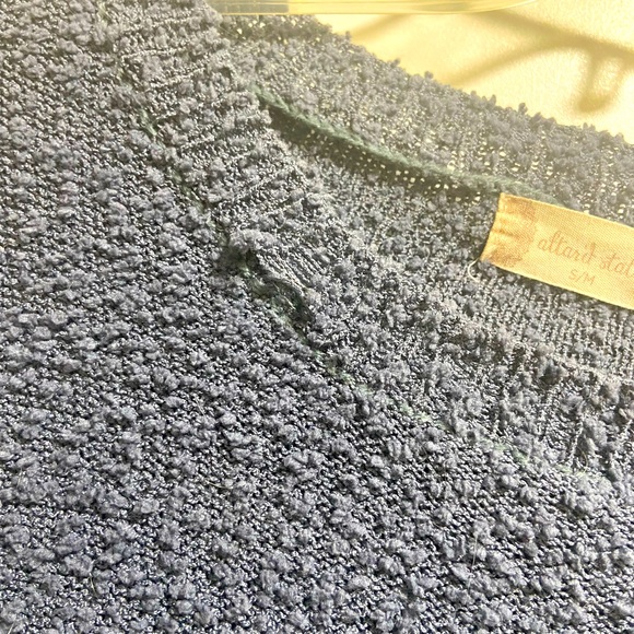 S/M Altar’d State Blue Sweater - Picture 4 of 5